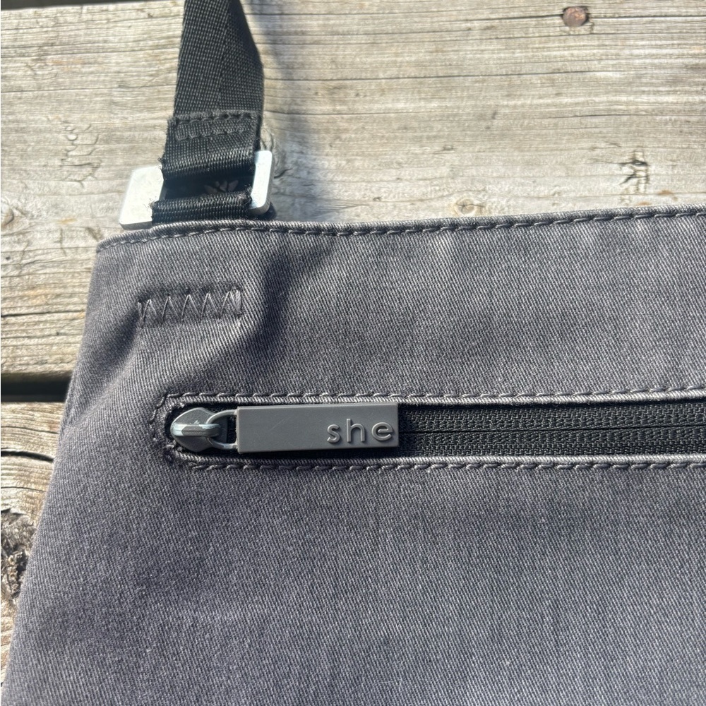 Sherpani Charcoal Crossbody Bag Purse - Picture 3 of 8